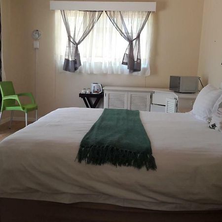Beverly Corner Lodge Matatiele Ngoại thất bức ảnh