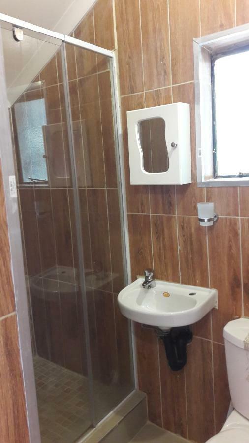 Beverly Corner Lodge Matatiele Ngoại thất bức ảnh